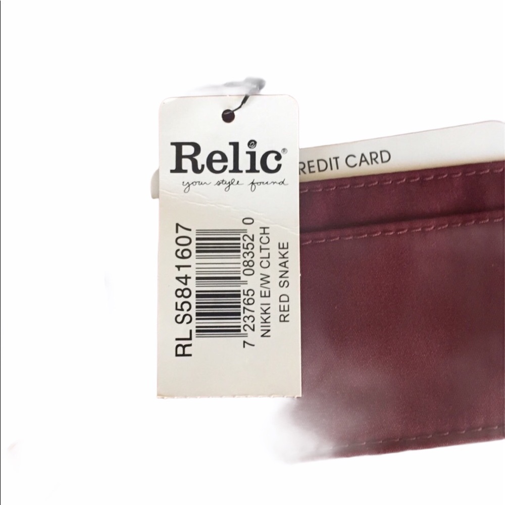 RELIC WRISTLET CONTINENTAL WALLET NEW WITH TAGS Faux Reptile Cherry Red Brown - Picture 5 of 8